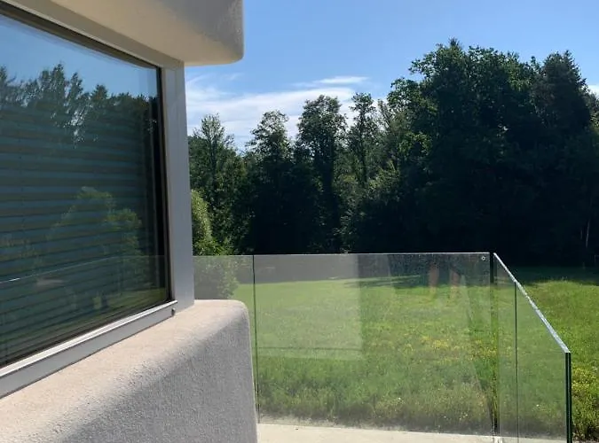 Sunhand بيت للعطل *