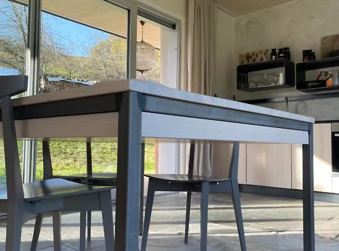 Sunhand بيت للعطل *