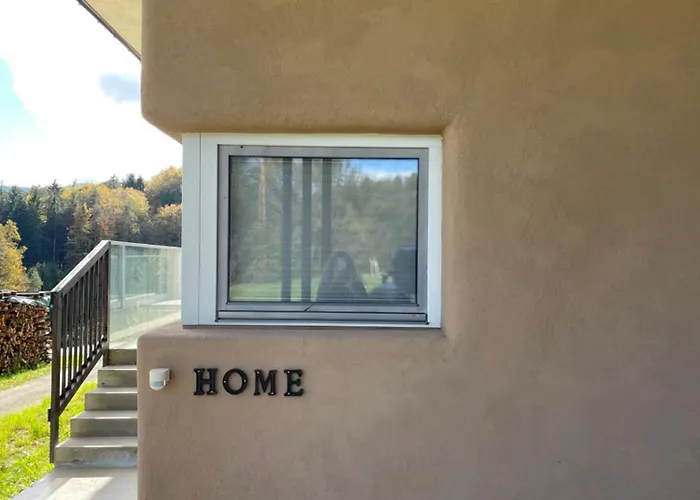 Sunhand بيت للعطل